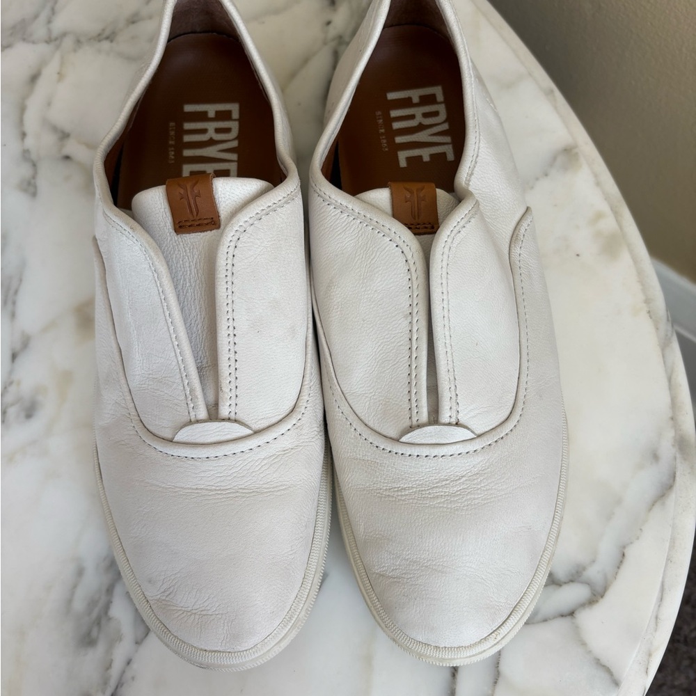 Frye Shoes Womens 7.5 M Maya CVO Slip On Sneakers White Leather Casual Classic